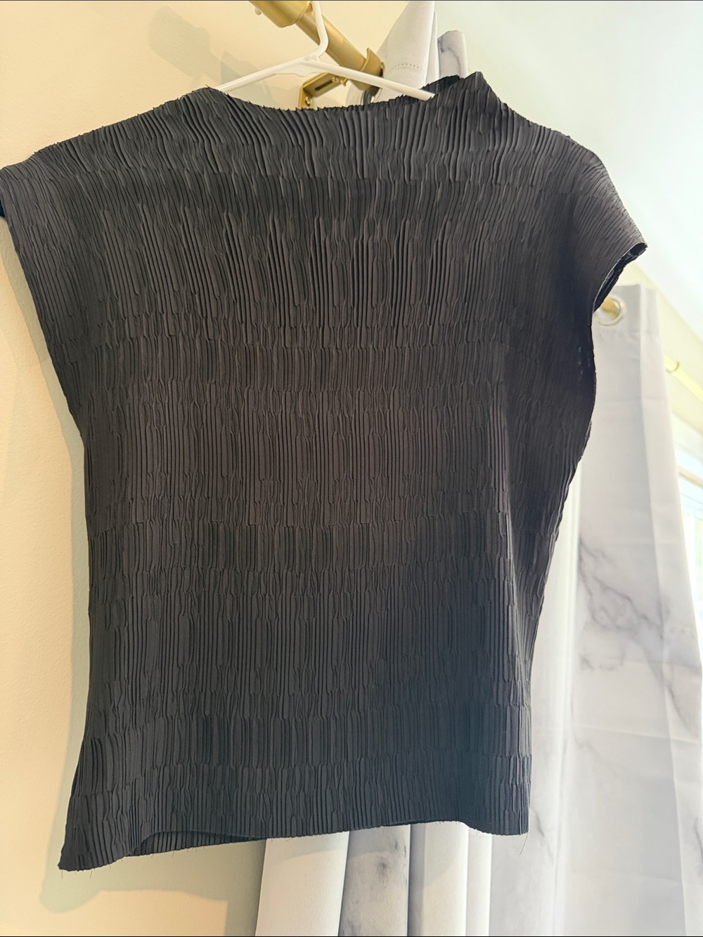 Veronica Beard black Textured Mock Neck Top